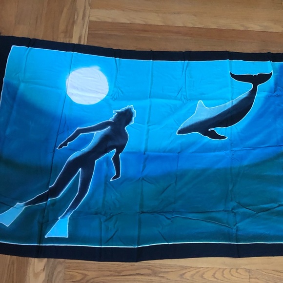 Extra Large Beautiful Blue Sarong featuring a diver and a whale from Australia. - Picture 1 of 9